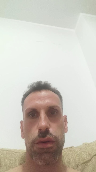 Gorkah91 live cam on Cam4