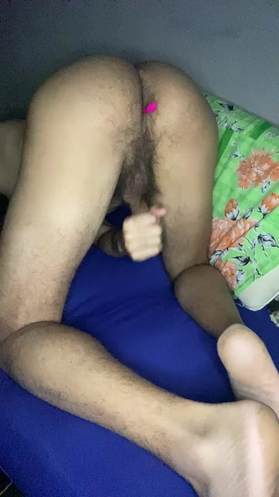 Gostozinho24242 live cam on Cam4