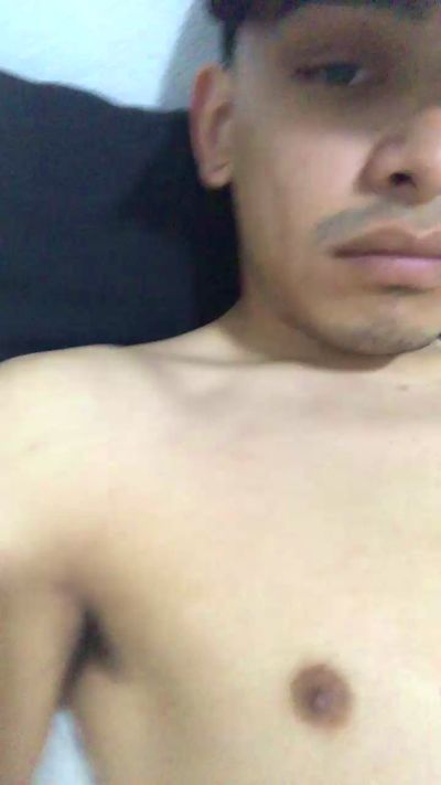Gotziano77 live cam on Cam4