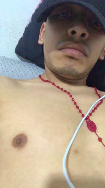 Gotziano77 live cam on Cam4