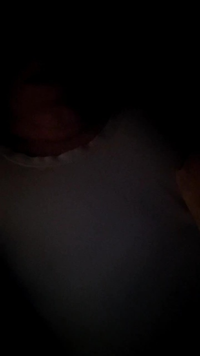 Gr_2222 live cam on Cam4