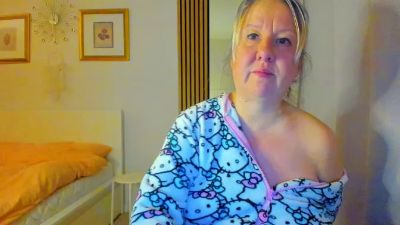 GraceNicole live cam on Cam4