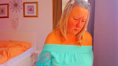 GraceNicole live cam on Cam4
