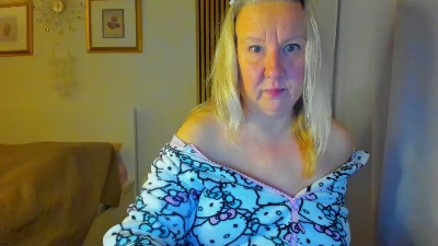 GraceNicole live cam on Cam4