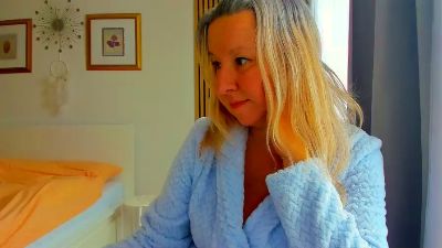 GraceNicole live cam on Cam4