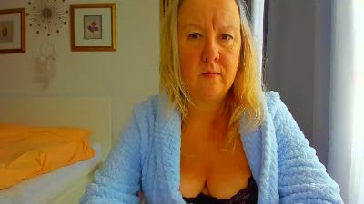 GraceNicole live cam on Cam4