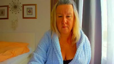 GraceNicole live cam on Cam4
