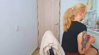 Graceledomas_1 live cam on Cam4