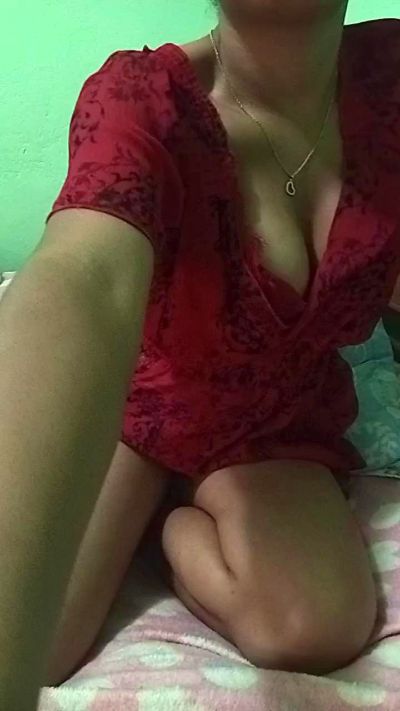 Gracia01 live cam on Cam4
