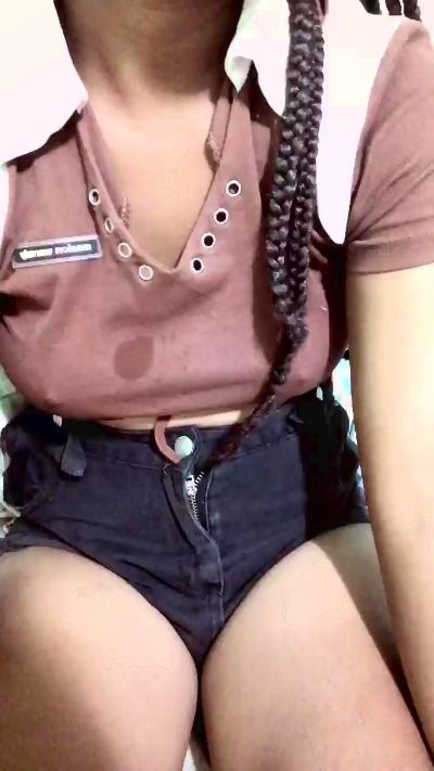 Gracia01 live cam on Cam4