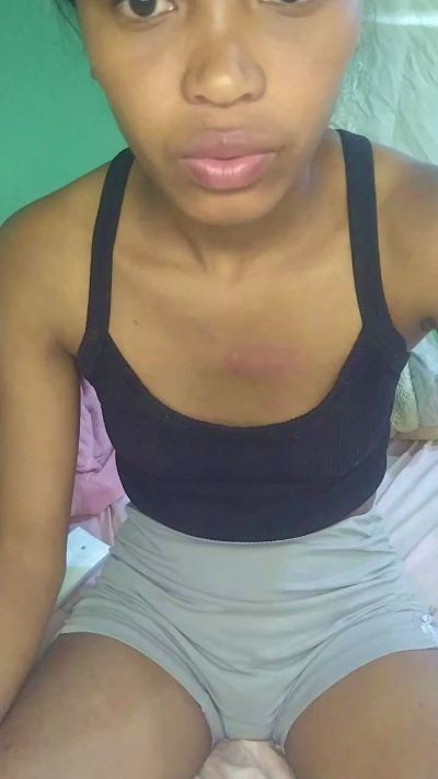 Gracia01 live cam on Cam4