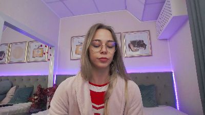 GracieCuteX live cam on Cam4