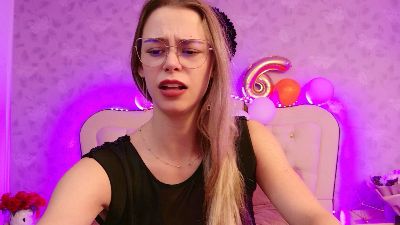 GracieCuteX live cam on Cam4