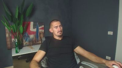 GradyCruz live cam on Cam4