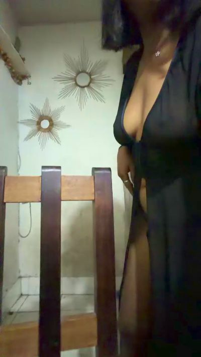 Grazi0241 live cam on Cam4