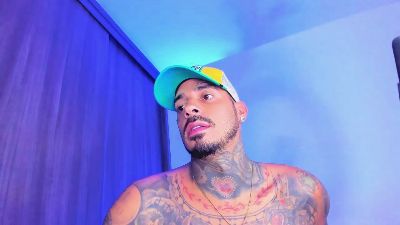 Greatpig_25 live cam on Cam4
