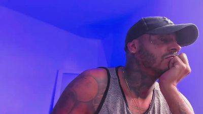 Greatpig_25 live cam on Cam4