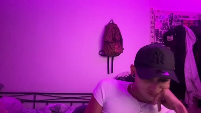 Greenbaby live cam on Cam4