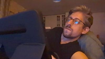 Greenbubblexxx live cam on Cam4