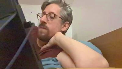 Greenbubblexxx live cam on Cam4