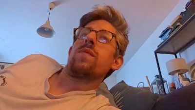 Greenbubblexxx live cam on Cam4