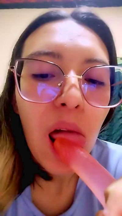 Greta_Silber26 live cam on Cam4