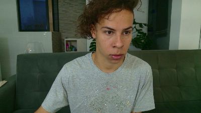 Grey___27 live cam on Cam4