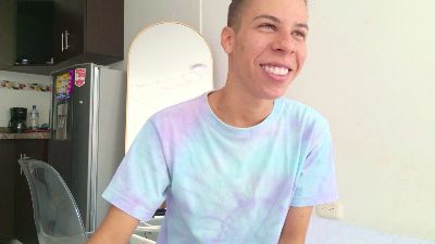 Grey___27 live cam on Cam4