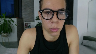 Grey___27 live cam on Cam4
