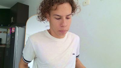 Grey___27 live cam on Cam4