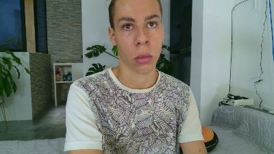 Grey___27 live cam on Cam4