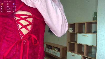 GriselCuneo live cam on Cam4