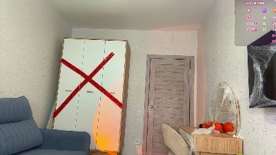 GriselCuneo live cam on Cam4