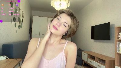 GriselCuneo live cam on Cam4