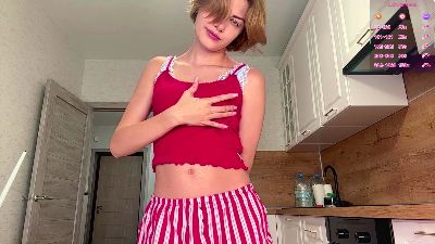 GriselCuneo live cam on Cam4