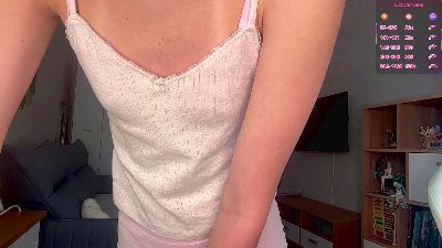 GriselCuneo live cam on Cam4