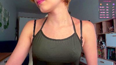 GriselCuneo live cam on Cam4