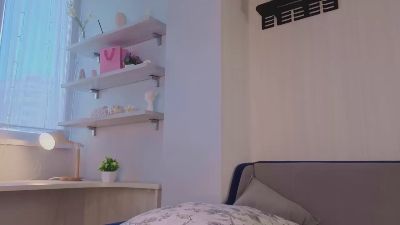 GriseldaPinneo live cam on Cam4