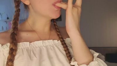 GriseldaPinneo live cam on Cam4
