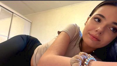 GriseldaRudeen live cam on Cam4