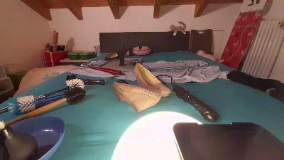 Grqvekeeper live cam on Cam4