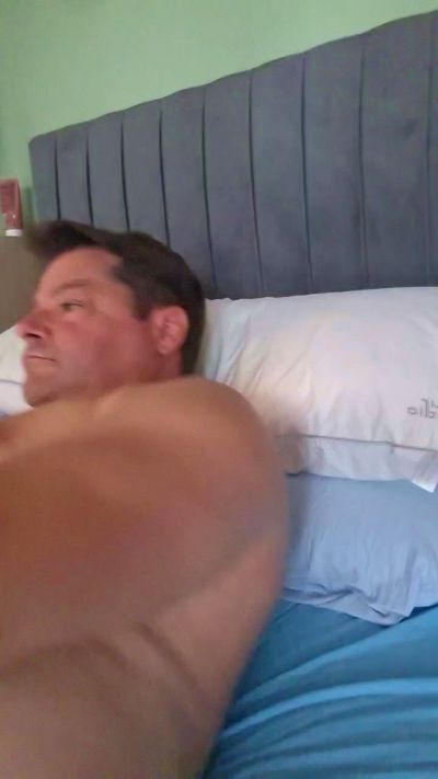 GuapetonBCN1966 live cam on Cam4