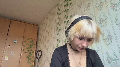 GudrunHenseler live cam on Cam4