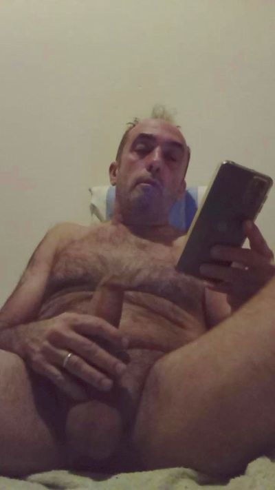Gugacarioca live cam on Cam4