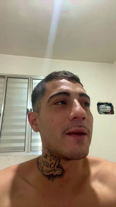 Gui20cm live cam on Cam4
