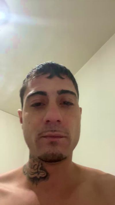 Gui20cm live cam on Cam4