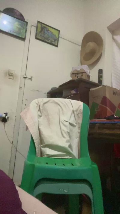 Guicasper1889 live cam on Cam4