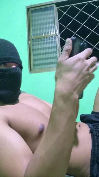 Guilhermexxx live cam on Cam4