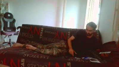 Guillaumetbm21 live cam on Cam4