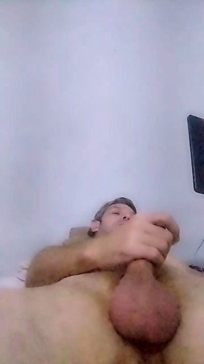 Guillesex777 live cam on Cam4